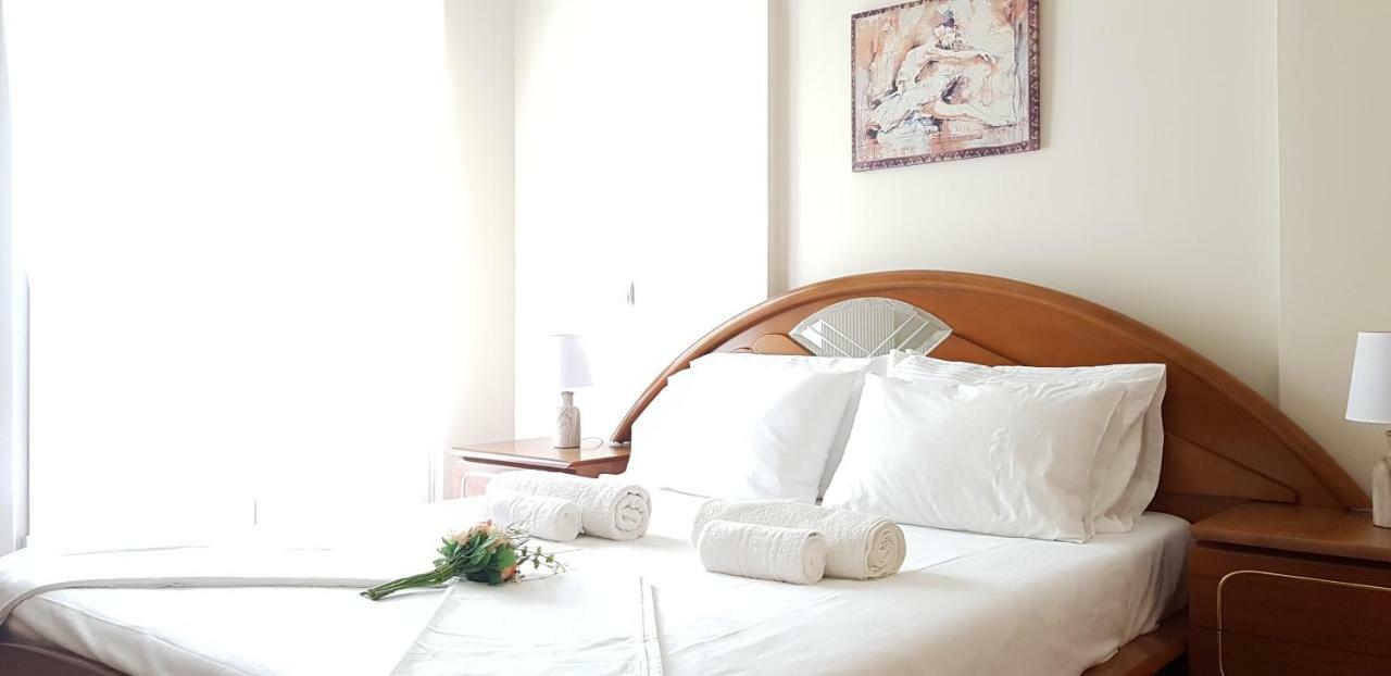 Corinthian Luxury Apartment Esterno foto
